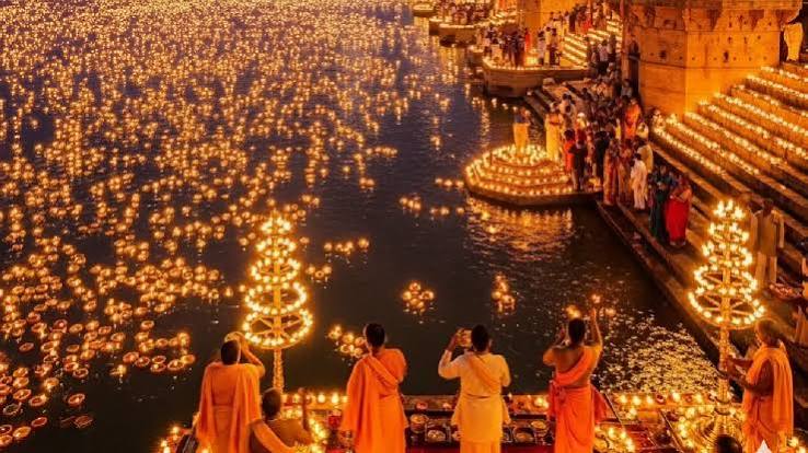 Dev Deepawali festival
